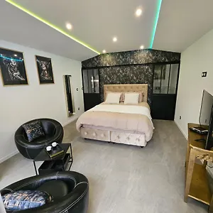 Privee Jaccuzzi En Supplement Couette-café Saint-Clair-du-Rhone